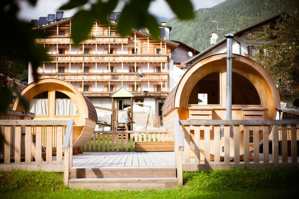 Hotel Posta Forni di Sopra Eksteriør bilde